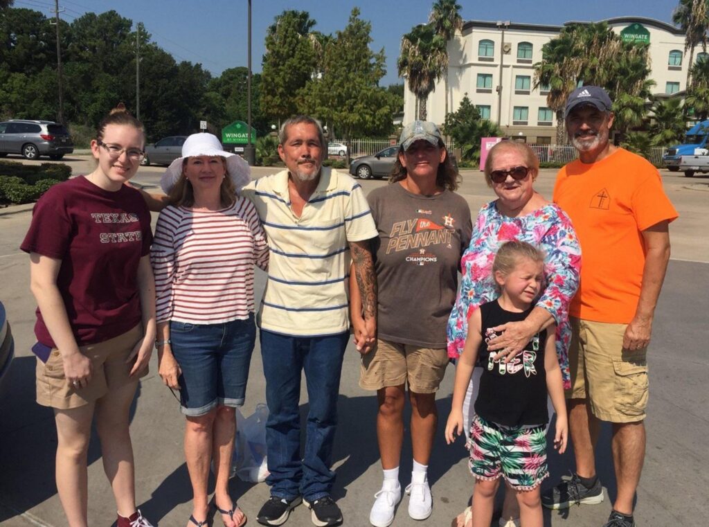 food-pantry-clothing-closet_249 & Hope